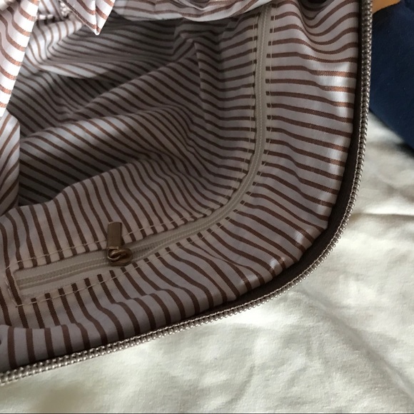 PEWTER AND TRANSPARENT 2-IN-1 SATCHEL TOTE HANDBAG - Picture 15 of 15